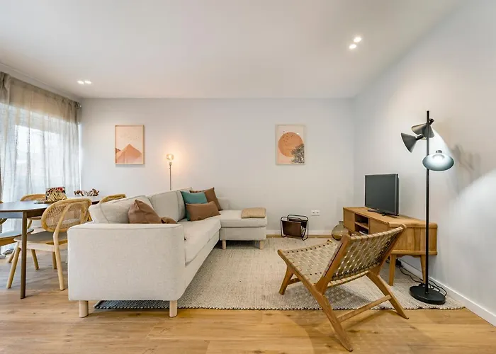 Nomad's Sunny Firmeza - 2bed Lejlighed